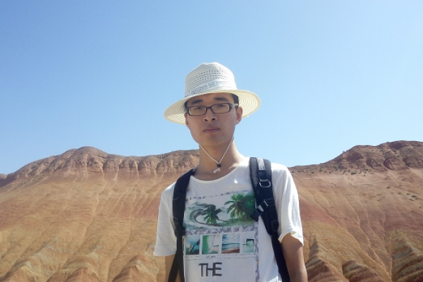 计算机学子见义勇为 传递成电青年正能量
