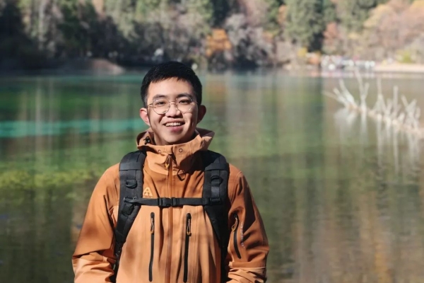 成电大明星 电子科学与工程学院